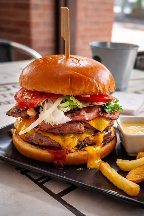 Hamburguesa gourmet de la carta.